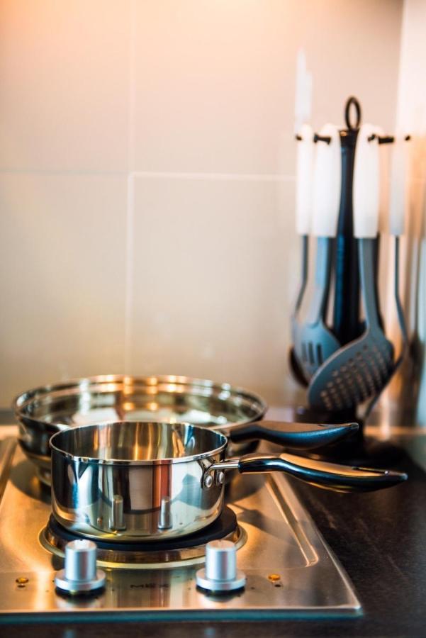 Winner Serviced Apartment Si Maha Phot Eksteriør bilde